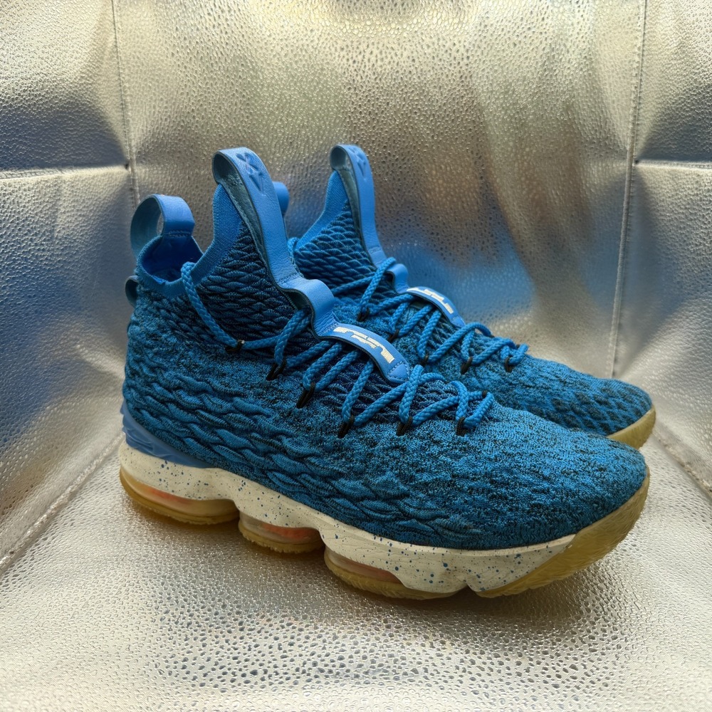 Size 10 Nike LeBron 15 Hardwood Classics 2017 Blue Mens Sneakers 897648-400